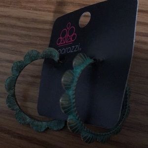 Paparazzi post earrings